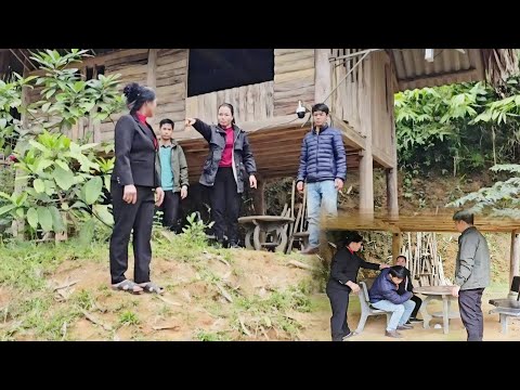 Her mother chased Hoang and Nhuong away when they came to visit Khanh, which angered her