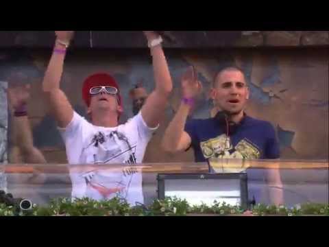 Dimitri Vegas & Like Mike - Tung! vs. Feel So Close (Calvin Harris) @ Tomorrowland 2012