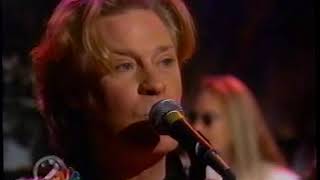 Hall and Oates - Promise Ain&#39;t Enough (Live on Regis and Kathie Lee)