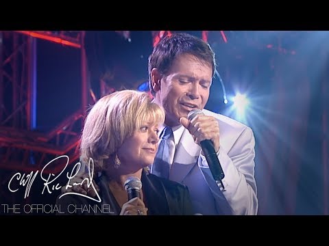 Cliff Richard & Elaine Paige - Miss You Nights (An Audience with...Cliff Richard, 13.11.1999)