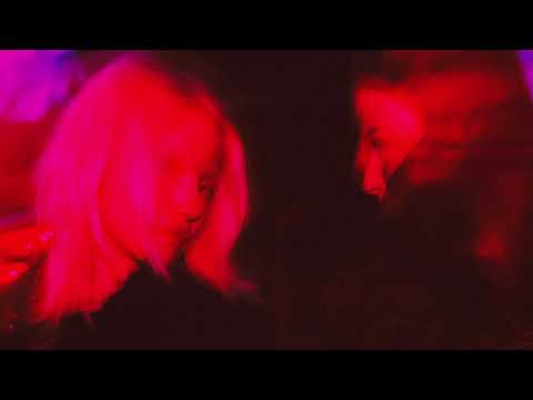 Video thumbnail for Kaksi sisarta (Vain elämää kausi 12)
