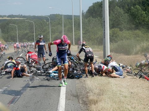 Tour de France Crash 2015 | Crash At Stage 3 Tour De France 2015