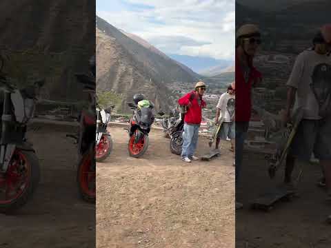 Reuniendo las motos Para salir a la cueva Ambo Huanuco