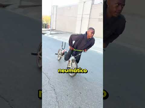 Esta BICICLETA es CAPÁS de DERRAPAR como una MOTO de CARRERAS... 🏍️