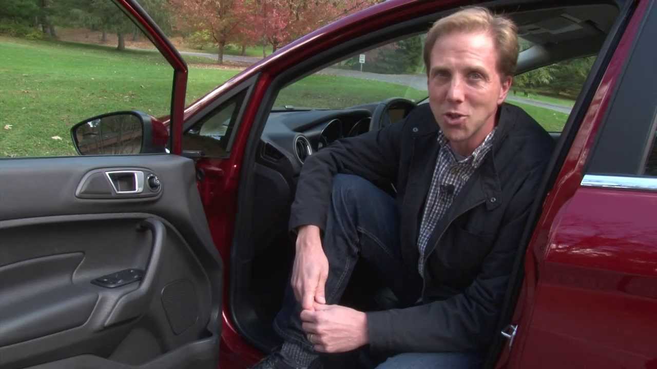 2014 Ford Fiesta - TestDriveNow.com Review by auto critic Steve Hammes