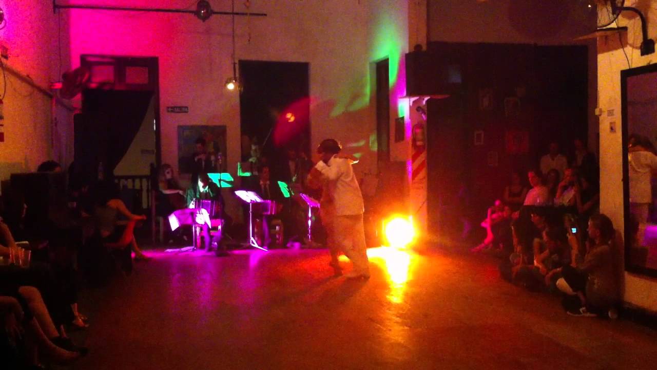 ESTE ES EL REY - Rascacielos con Natalia Lucarini y Carlos Copello en Milonga en Orsay