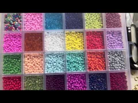 Набор бисера для плетения браслетов из бисера в подарочной коробке с буквами бисер набор подарок девочке - фото 1 - id-p2442477518