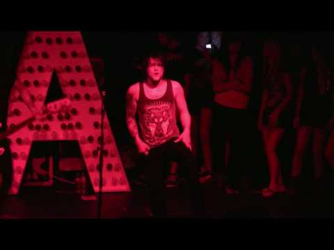 2010.07.18 Asking Alexandria - If You Can't Ride Two Horses...(Live in Milwaukee, WI)