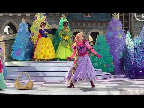 Disneyland Paris - The Royal Sparkling Princess Waltz 16th November 2019 - 1st showing