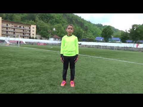 Primul interviu de fotbalist - juniori U 8 AJF Caras-Severin - CS Moldova Noua
