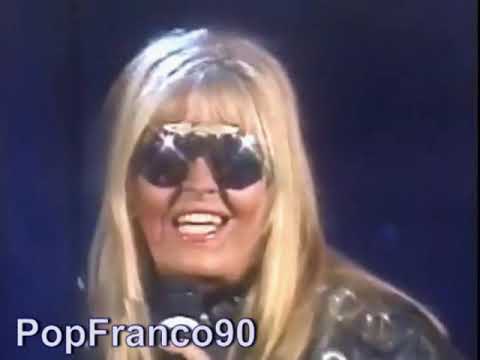 Michèle Richard''Rock pour un gars d'bicyc''(de Diane Dufresne) - 1993 Talk-Show Ad Lib