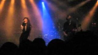 Melissa Auf Der Maur - Meet Me on the Dark Side [live]
