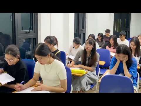 Không gian Trung Tâm