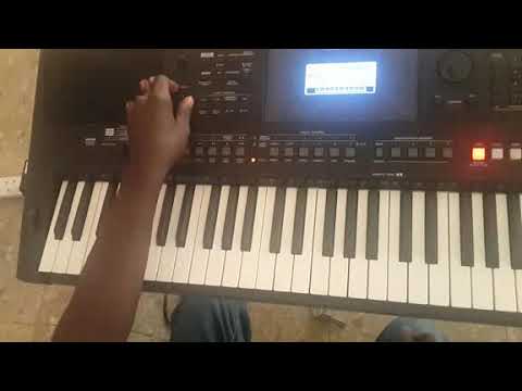 How to move from one key to the other without tapping the transpose button