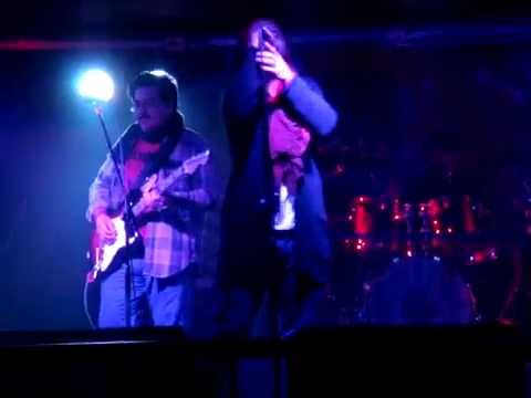 AVÉ DELØN - BARRO Y JUGUETES ROTOS (GREENS 08-07-16)