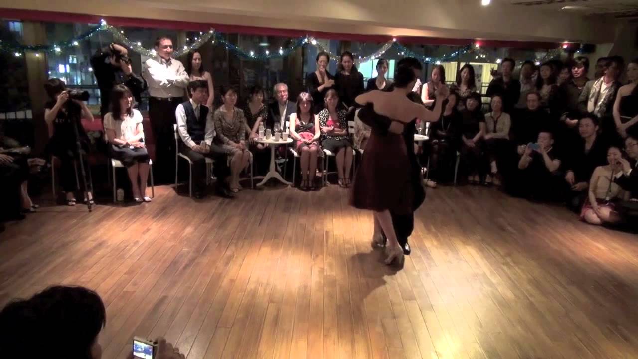 Ruben y Sabrina Veliz 2012 1122 in Tokyo @La Baldosa