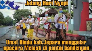 Download lagu Umat Hindu di Jepara Gelar Upacara Melasti di pantai Bandengan mp3