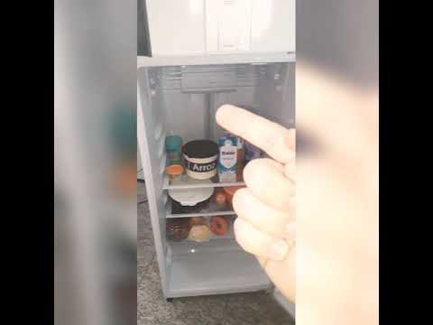 Geladeira Panasonic 387L vazando. Você resolve!