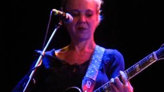 Throwing Muses - Sleepwalking 1 (Live @ Islington Assembly Hall, London, 25/09/14)