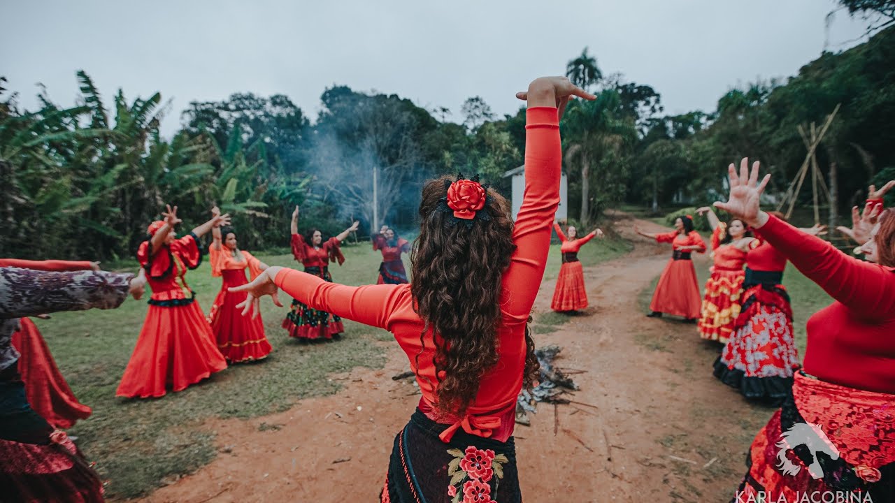 Companhia de Dança Karla Jacobina - Ave Lola (Videoclipe)