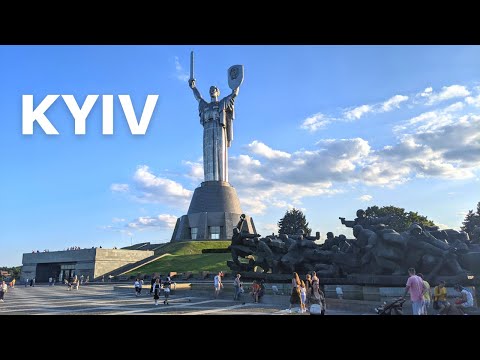 Evening Summer Walk through KYIV (Ukraine) 🇺🇦