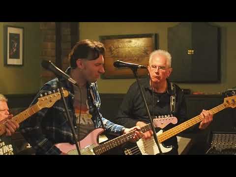 Brant Parker Blues Band with Chris Chambers - On Broadway