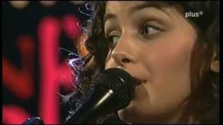 Katie Melua - Love Cats - Live New SWR Pop Festival (2004)