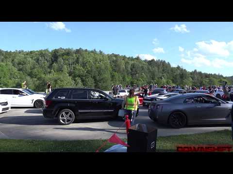 Lamborghini Huracan vs. 1500hp Viper ACR