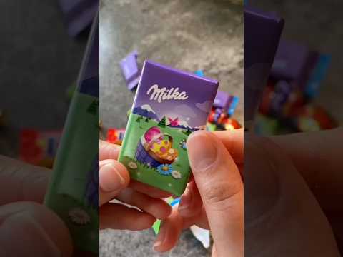 Mini Tins Chocolates Magic Time reversed.