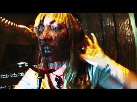 Donoma - Walk(er) Against Us