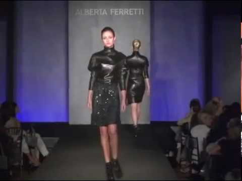 Alberta Ferretti Fall 2009 Collection - C.H.I.P.S Charity Fashion Event