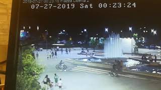 raid-vandalici-in-piazza-liberta-le-immagini