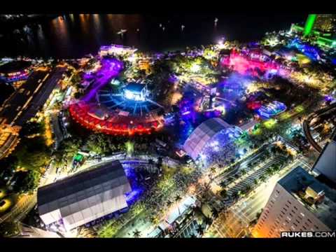 Alvaro vs Zedd & Foxes - Clarity make me jump (DanielMarco10 Mashup)