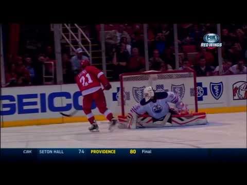 Tomas Tatar pulls the string and gets the shootout goal