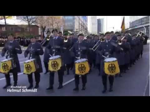 Ausmarsch Ehrenformation nach der Trauerfeier für Helmut Schmidt