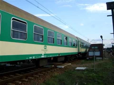 EU07-244 z pociągiem BURSZTYN na haku - 16 wagonów - PKP Miechów.