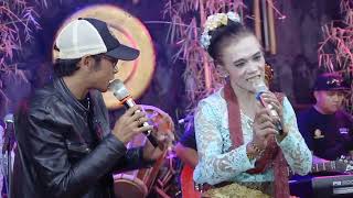 Download lagu CEU EHA FEAT UJANG CHOPLOX (MOTONG BESI KU RAGAJI)GALACANG GROUP mp3 Download lagu CEU EHA FEAT UJANG CHOPLOX (MOTONG BESI KU RAGAJI)GALACANG GROUP mp3