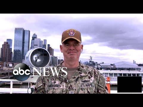 USNSコンフォート、ニューヨークに到着 (USNS comfort arrives in New York City)