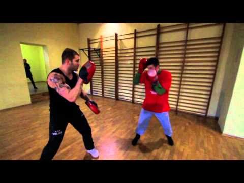 "Łukasz Janik tarczuje Irka Zakrzewskiego przed MPS Konin 2011"