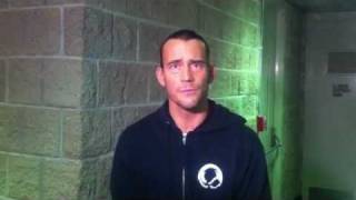 WWE CM PUNK PWNS CHRIS BROWN (TWITTER WAR)