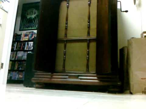 Victor Credenza plays Witchcraft - The Spiders