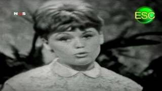 ESC 1961 06 - Netherlands - Greetje Kauffeld - Wat Een Dag