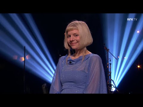 AURORA - Lindmo Interview [ENG Subs] (21/01/22)