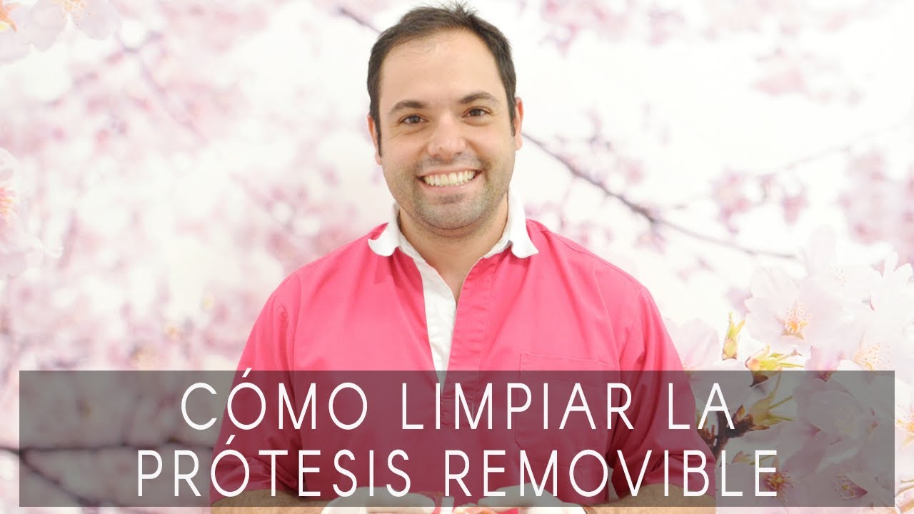 ¿Cómo limpiar y mantener tu prótesis dental removible