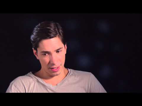 Justin Long "For a Good Time Call" Inteverview [HD]