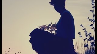 emmy Curl - Maio Maduro Maio (Original de José Afonso)