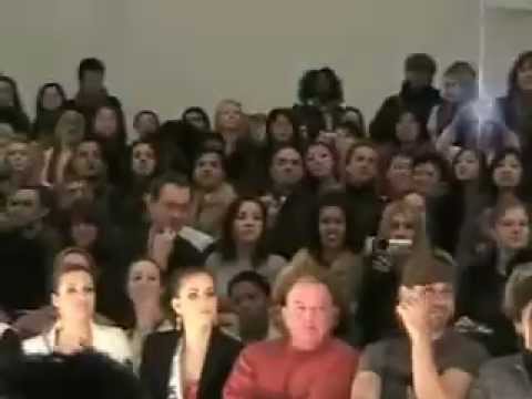 Zang Toi - New York Fashion Week Fall 2006 - Meniscus Magazine