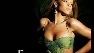 Rihanna - Hypnotized