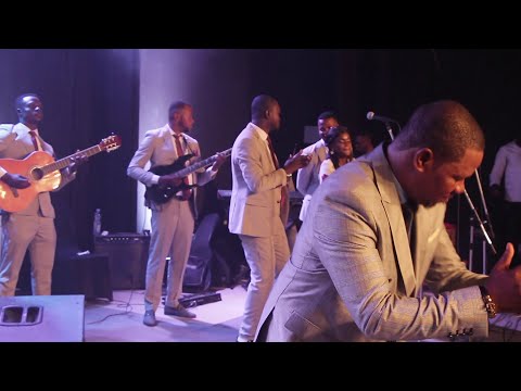 #concert#showbuzz#2020#   Moise Matuta ( Rétroviseur, ya yesu aleki bango ) live concert .