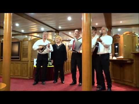 Klapa performance 1